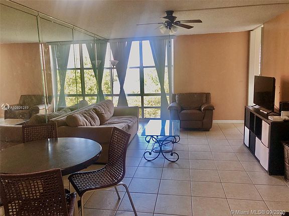 5th image of 210 172nd St APT 537