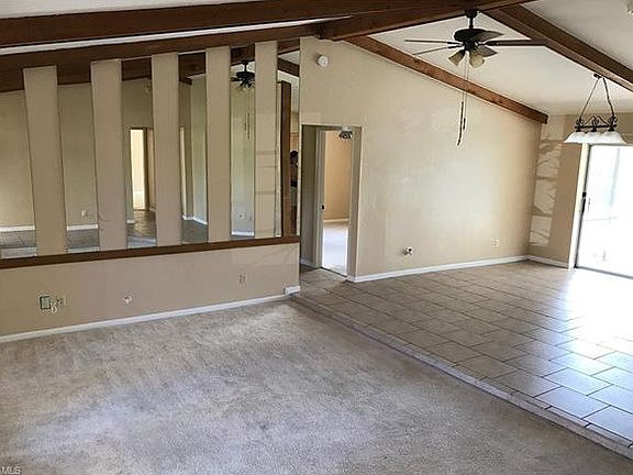 4th image of 606 SW 35th St