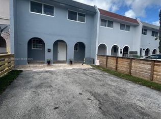 7100 W 2nd Ln #7100, Hialeah, FL 33014