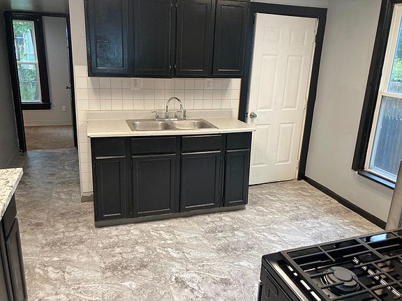 3rd image of 22 Norman Ave #2