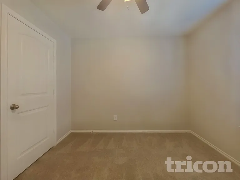 1160 Wentworth Way — Photo 11