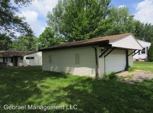 6056 Myrtle Ave, Flushing, MI 48433