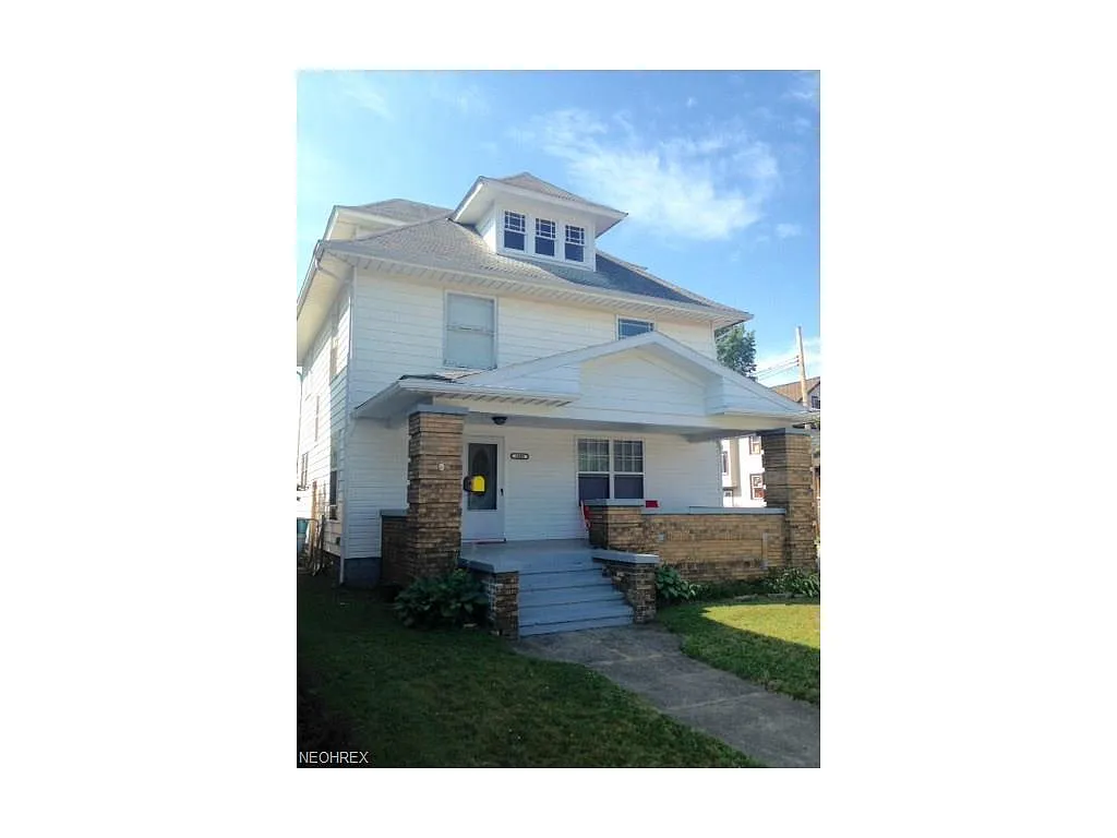 1000 Wooster Rd W photo 1