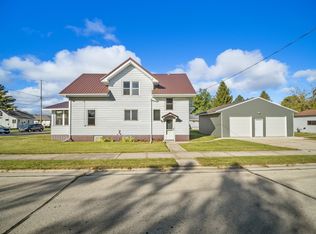 2502 13th St, Two Rivers, WI 54241