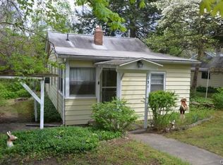 131 Alpine Dr, Sandy Hook, CT 06482
