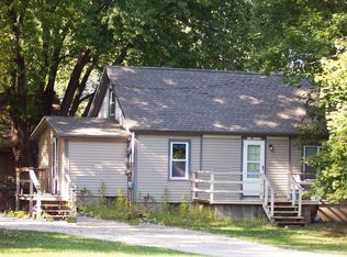 S50W30748 Old Village Rd, Mukwonago, WI 53149