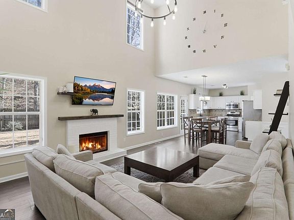 2nd image of 4405 Red Rock Point