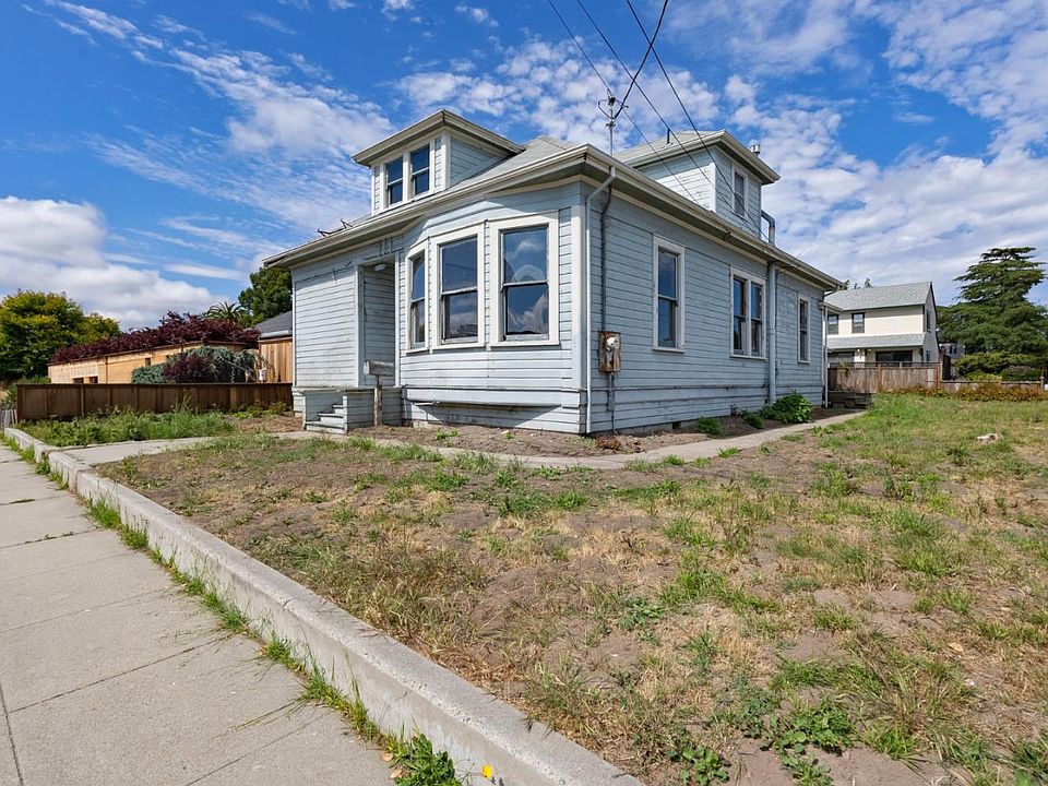 1002 Sumner St Santa Cruz CA 95062 Zillow