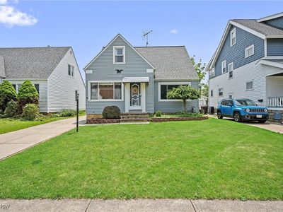 8205 Ivandale Dr, Parma, OH, 44129