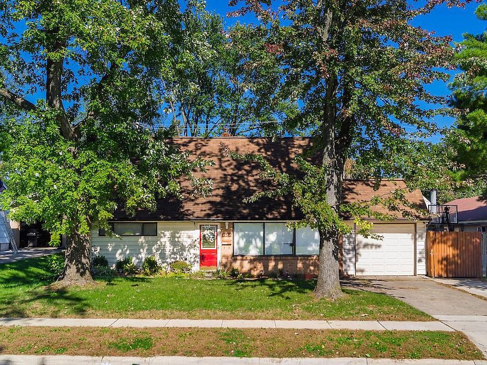 1st image of 2842 Woodgrove Dr