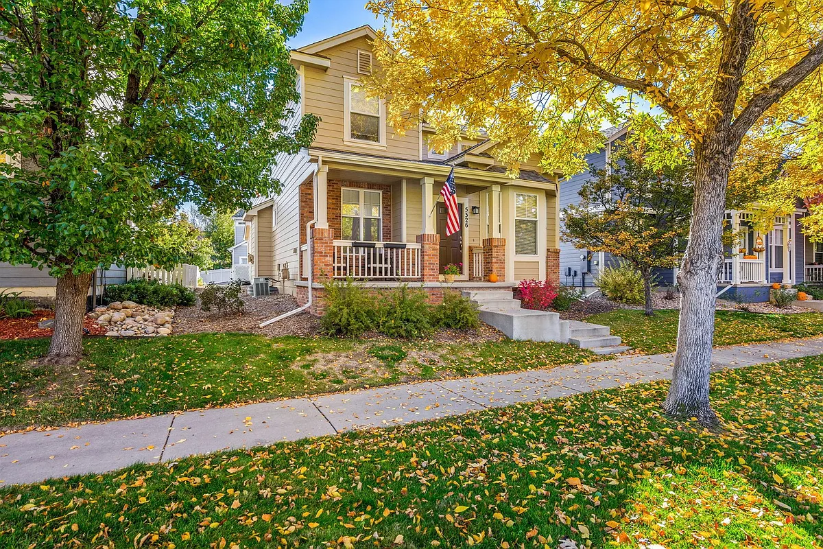 Front of house - 5326 Corbett Dr
