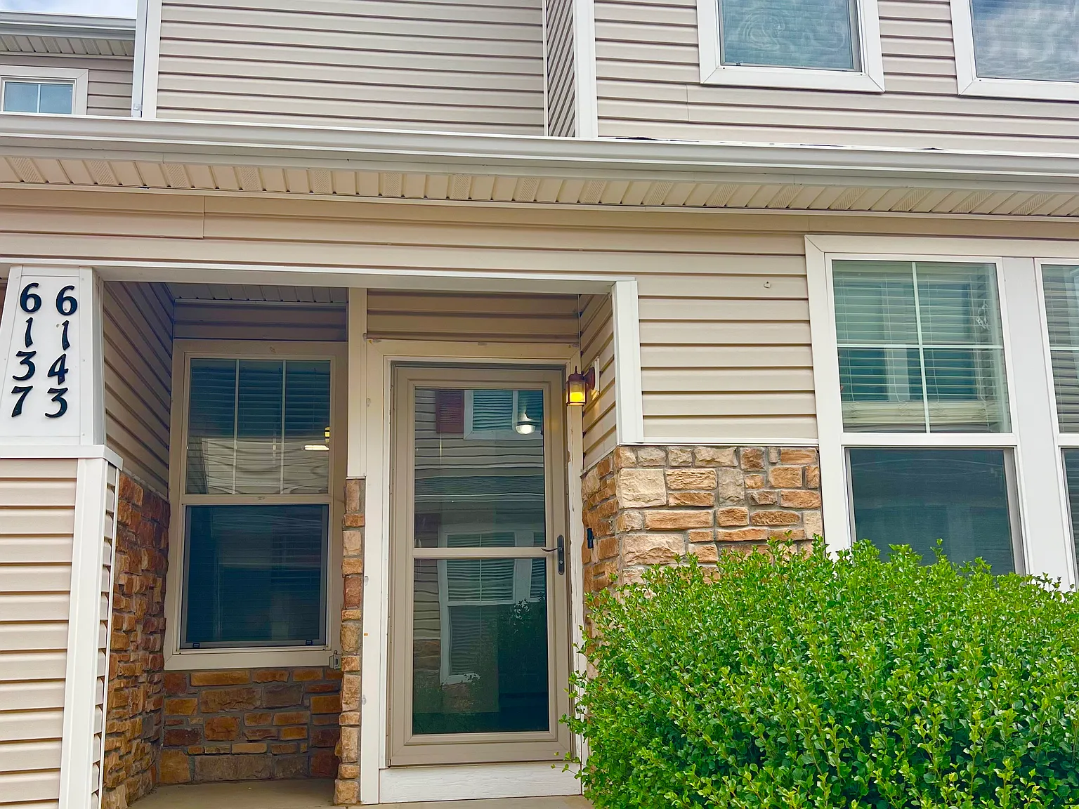 3 bed, 1486 sqft, $1,850 — Photo 2