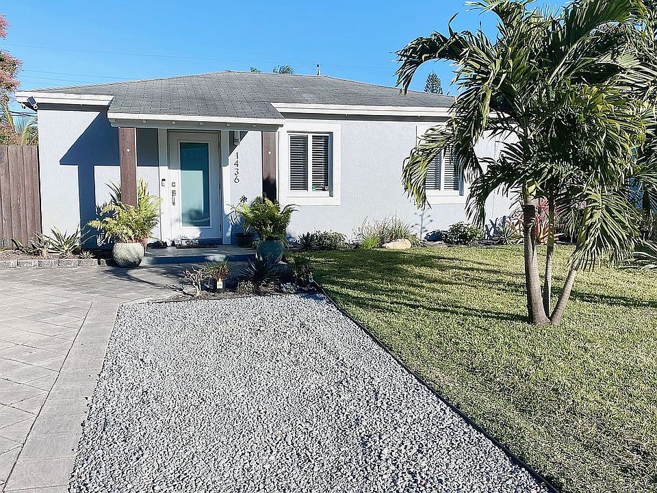 1st image of 1436 NW 6th Ave