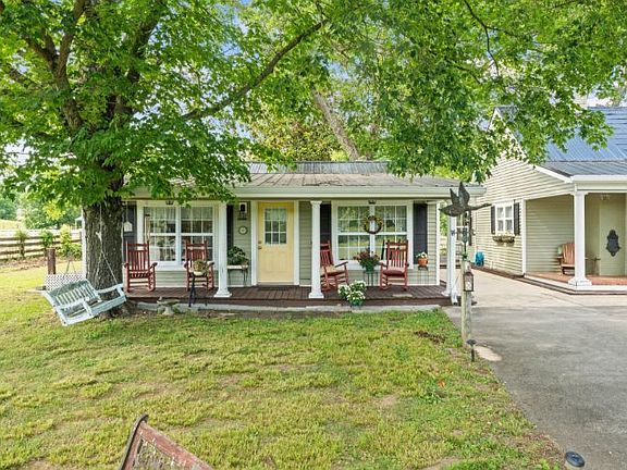 4th image of 330 Smith Chapel Rd