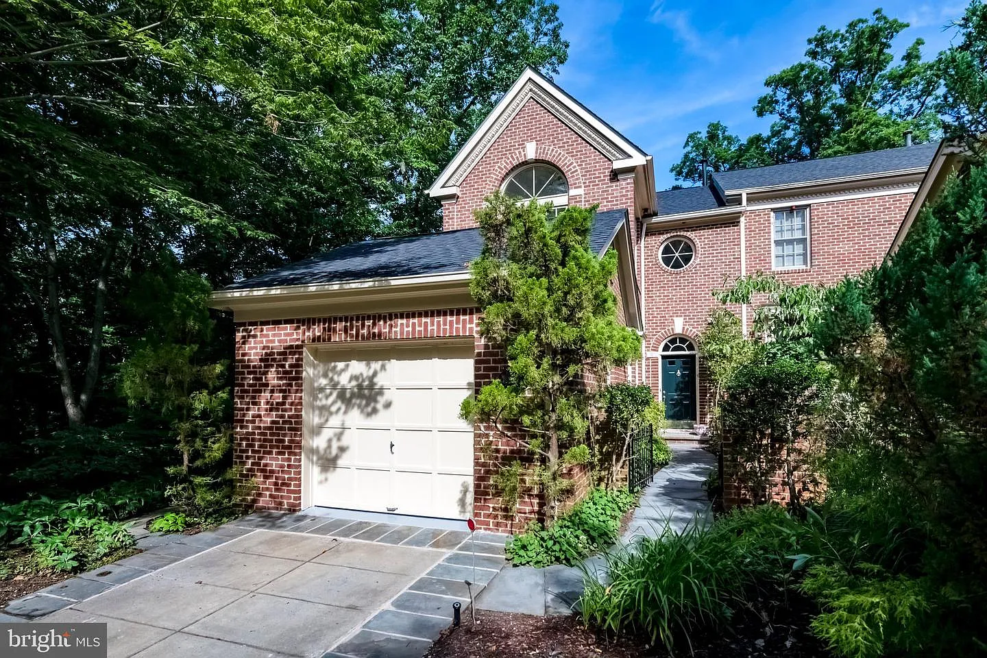 4024 Mansion Ct NW photo 1
