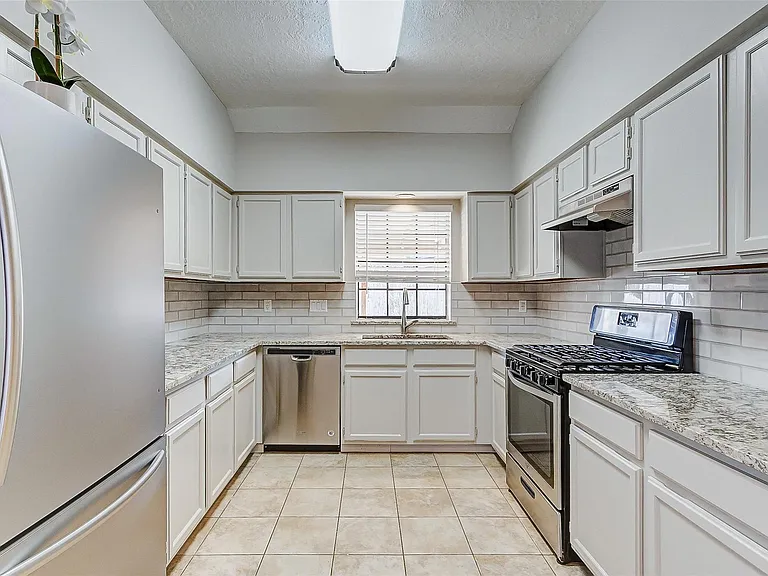 21623 Park Valley Dr — Photo 7