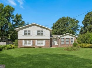 6876 Kingsboro Dr, Lithia Springs, GA 30122