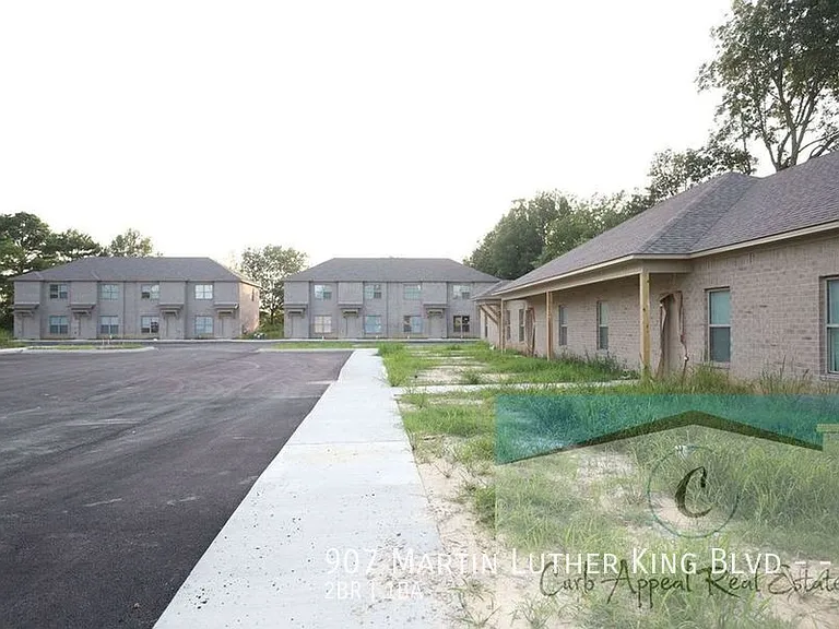 907 Martin Luther King Blvd #A — Photo 17
