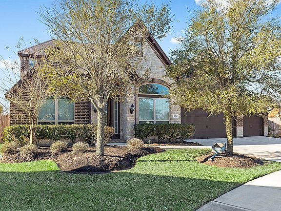 4th image of 28703 Havenport Dr