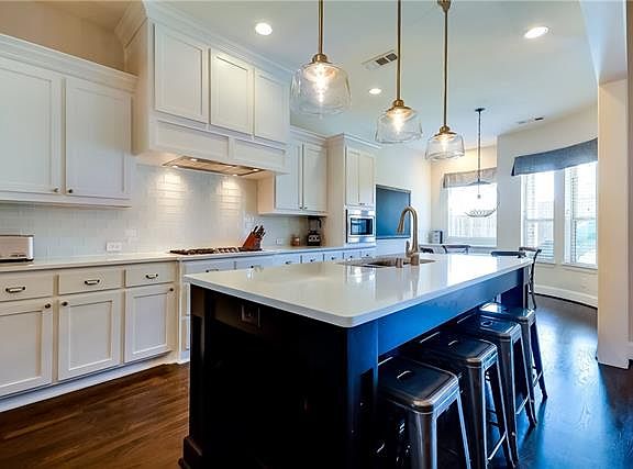 3rd image of 14967 Maroon Bells Ln