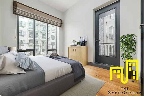 Rented by The Syper Group | media 20