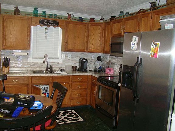 5th image of 274 Horseshoe Dr