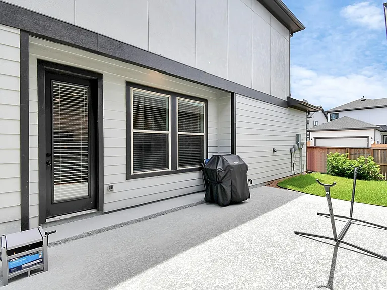 1538 Park Path Dr — Photo 11