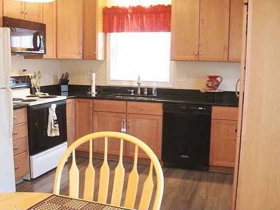 4th image of 2113 Providence Glen Turn