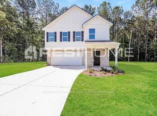 1044 Bluecoat Cir, Hampton, GA 30228