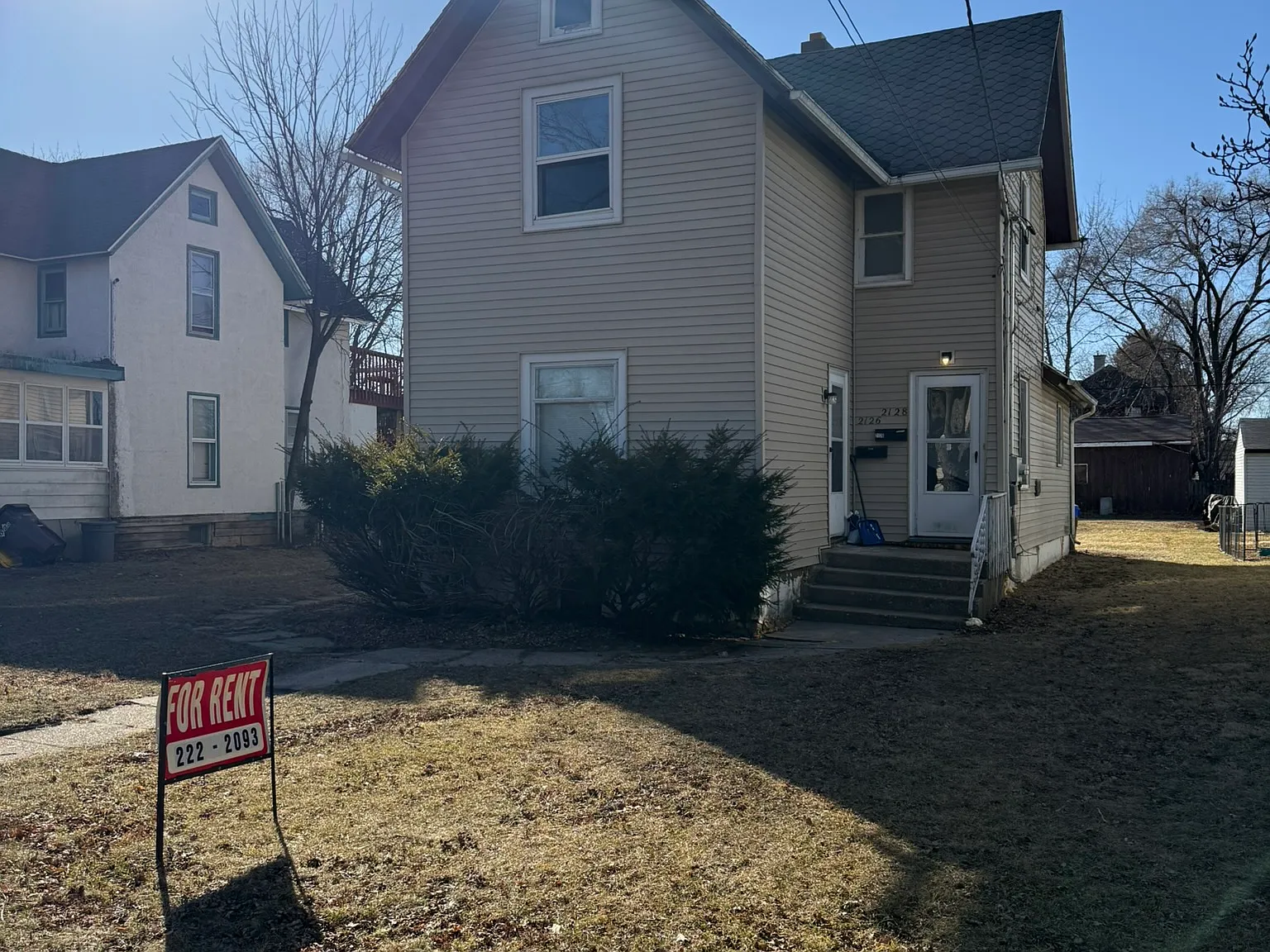 2 bed, 850 sqft, $950 — Photo 1