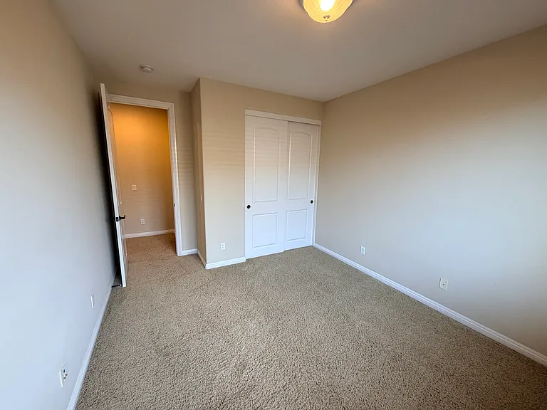 7028 Cinnamon Teal St — Photo 37