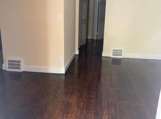 15763 Lauder St, Detroit, MI 48227
