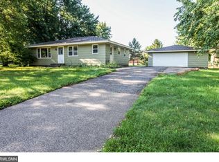 9060 207th St W, Lakeville, MN 55044