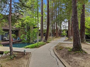 2430 Larkspur Ln APT 280, Sacramento, CA