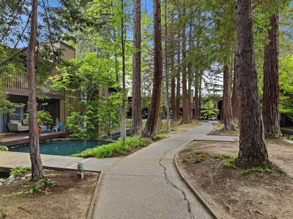 2430 Larkspur Ln APT 280, Sacramento, CA 95825