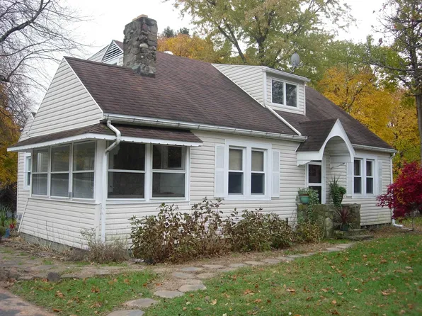 866 Dutchess Tpke, Poughkeepsie, NY 12603