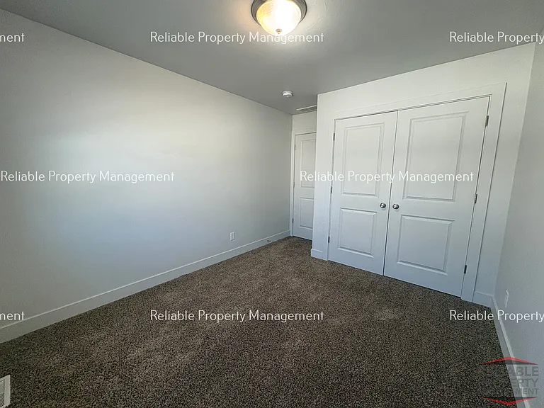 148 S Emery Ln — Photo 13