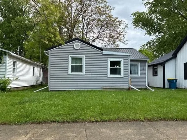 1323 W Cherry St, Bluffton, IN 46714
