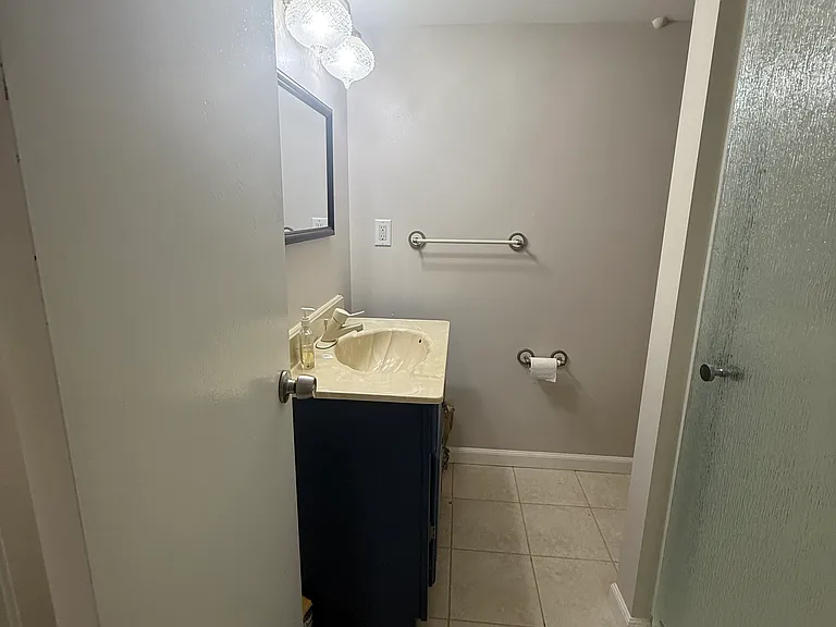 640 Vail Rd — Photo 35