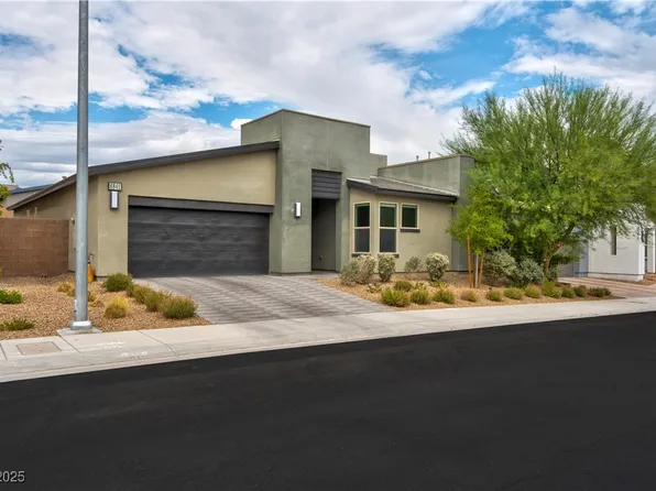 6841 Fallen Rock St, North Las Vegas, NV 89084