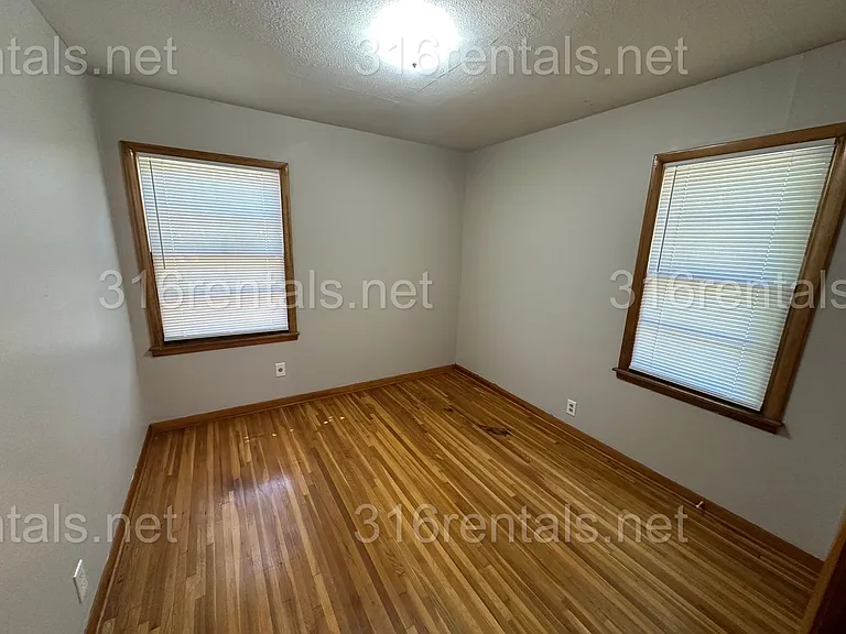 3114 W Dora St — Photo 4