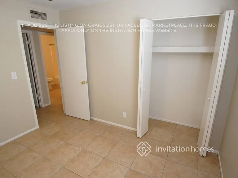 817 N 95th St — Photo 9