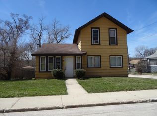 532 Wellington Ave, Elgin, IL 60120