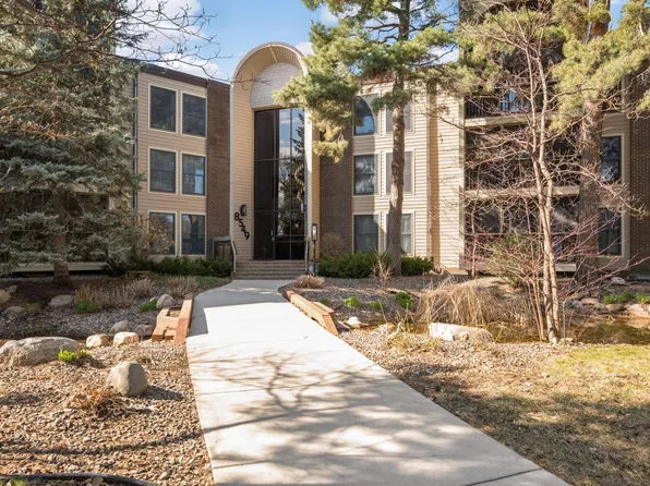 8549 Irwin Rd APT 325, Bloomington, MN 55437