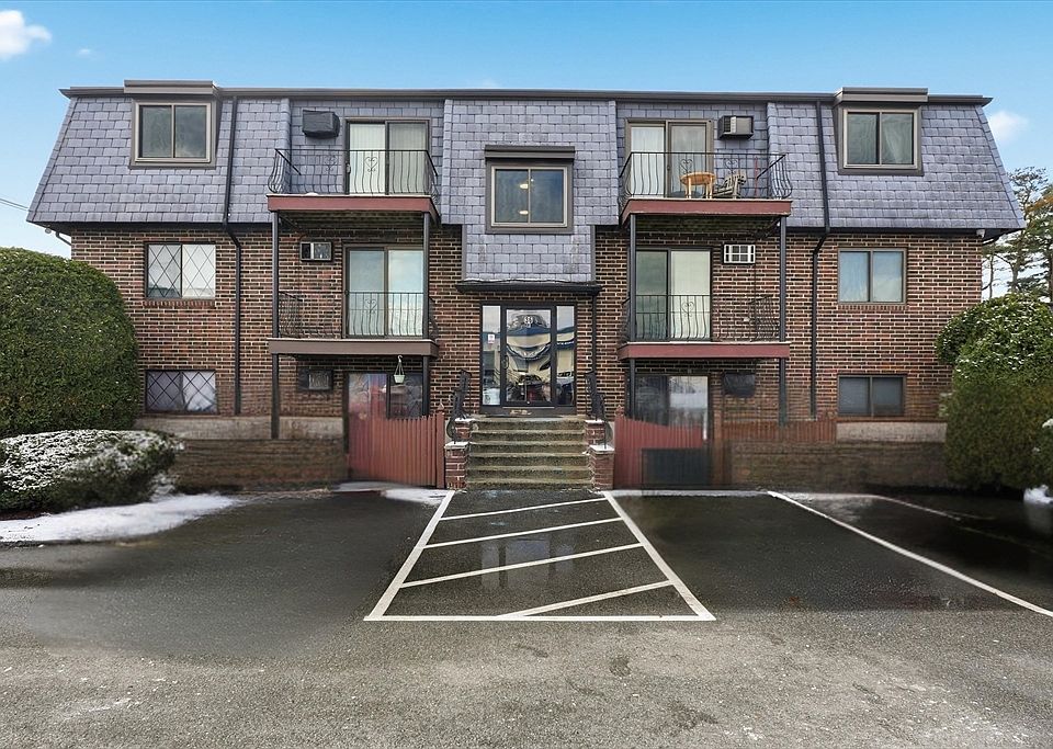 1st image of 36 Main St APT 29