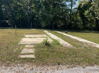 402 S Ralph St #16A, Percy, IL 62272