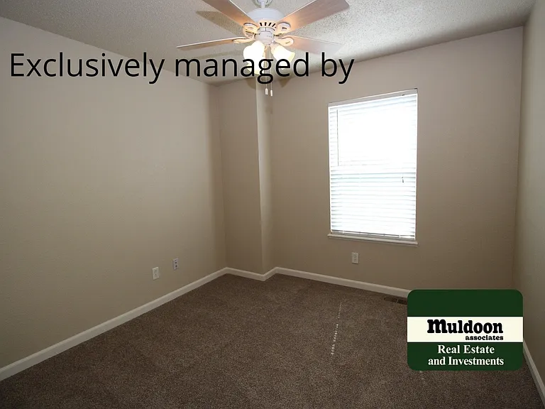 7130 Canyon Creek Point — Photo 6