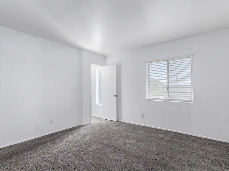 13020 N 21st Pl #U08 — Photo 18