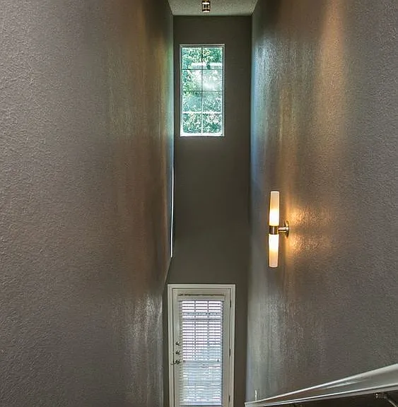 2101 Main St #1 — Photo 21