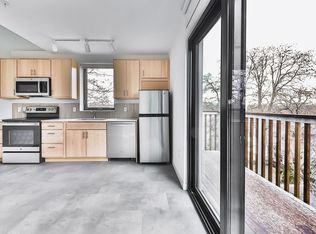 3333 Hennepin Ave #12, Minneapolis, MN 55408